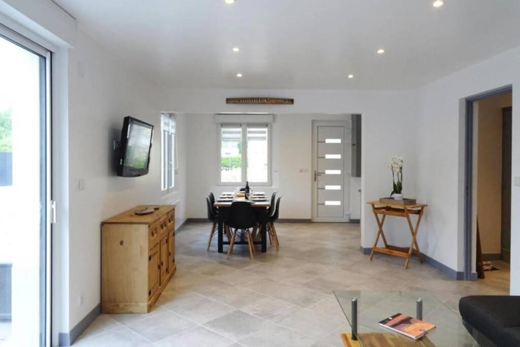 Maison de 2 à 8 personnes 5 chambres Portbail Extérieur photo