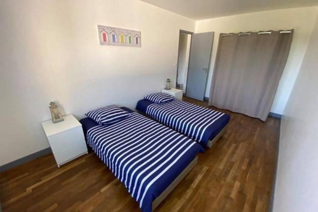 Maison de 2 à 8 personnes 5 chambres Portbail Extérieur photo